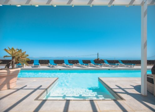 Casa Ari Serena in Lanzarote, Tranquil 4-Bed Retreat