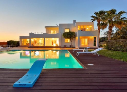 Villa Camila Blanca in Can Furnet, Modern villa with pool