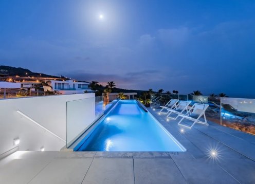 Villa Salina Brisa in Guia de Isora, Rooftop infinity pool