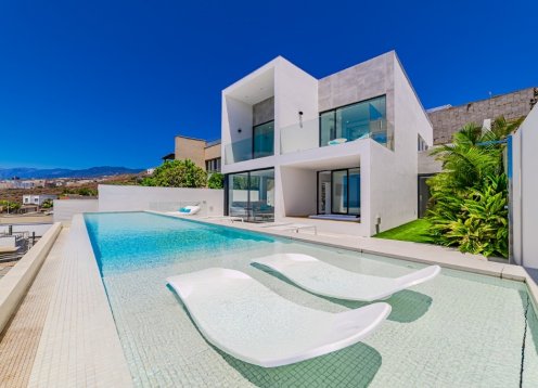 Casa Marisol Bella in Santa Cruz, Infinity pool and sea views