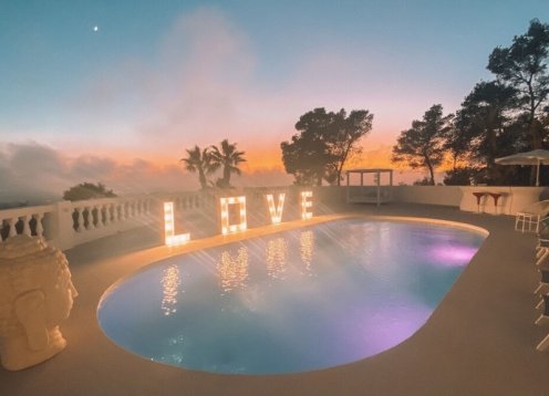 Villa Marea Vista in Can Furnet, Luxury 6BR with Private pool