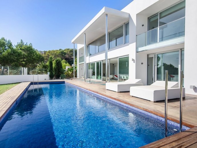 Villa Arena Luz in Es Cubells, 6BR Sea Views