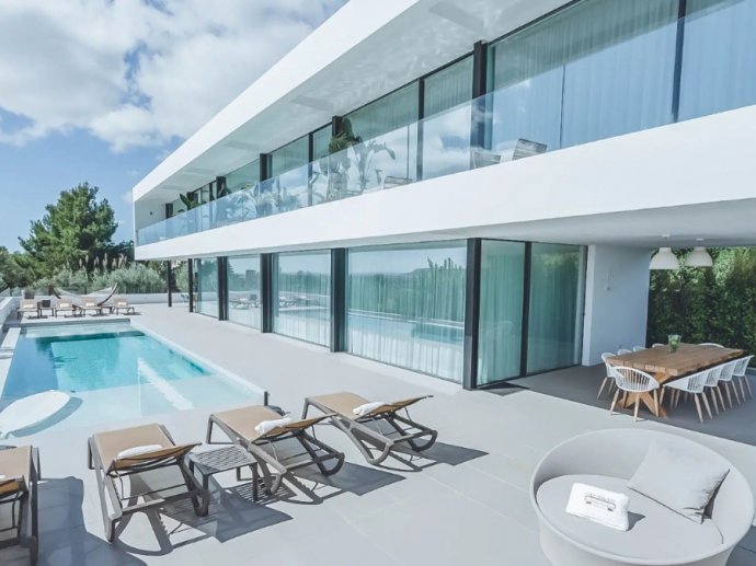 Villa Celeste Clara in Can Fita Ibiza, Sea Views and Comfort