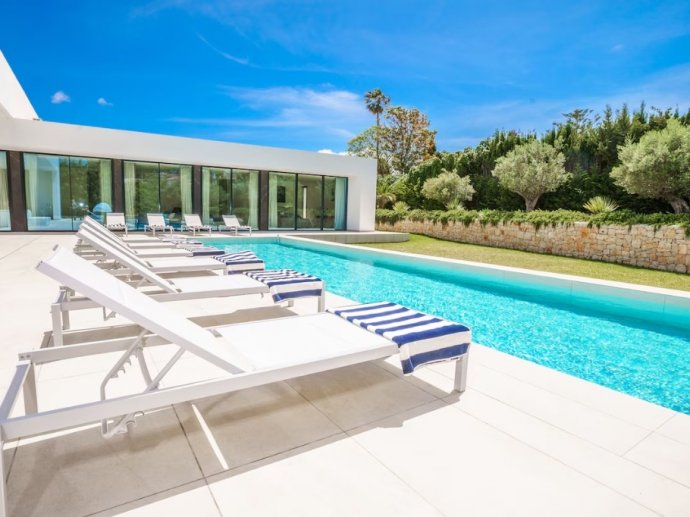 Casa Costa Sol in Javea, 5BR with heated 20m pool